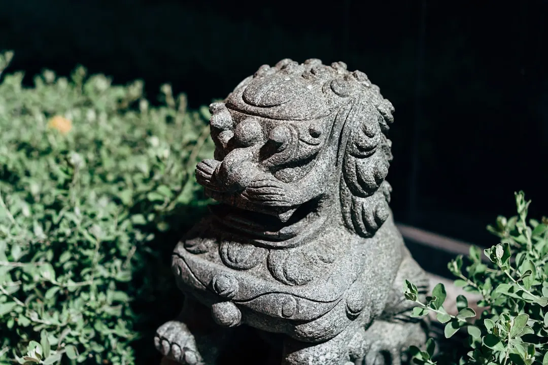 美睫产品安全标准升级：孕妇可用低敏原料的应用趋势解析